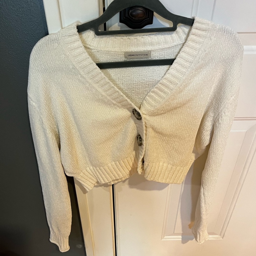 Urban Outfitter Cropped Sweater